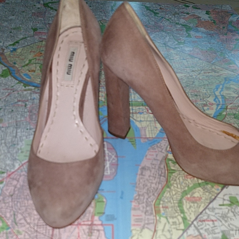Miu Miu Suede High Heeled Pumps